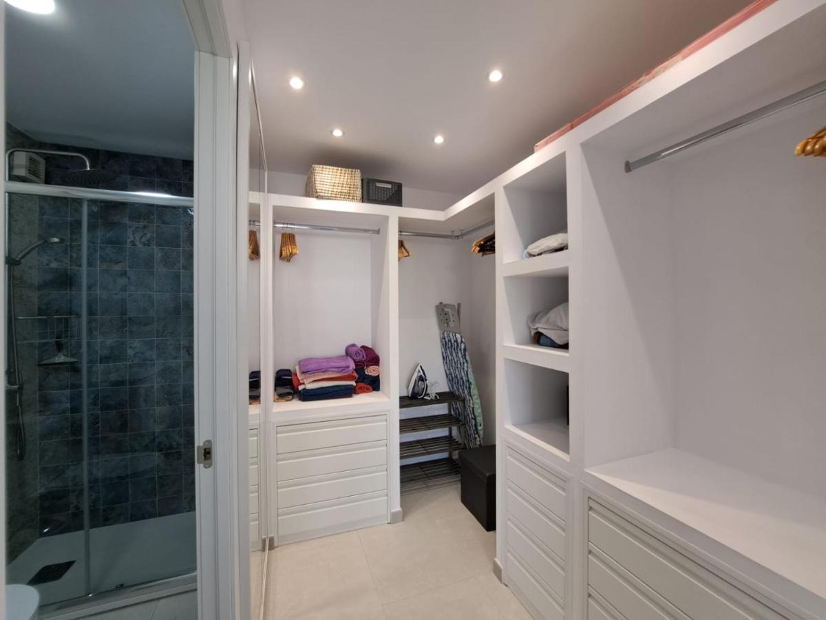 לוס כריסטיאנוס Newly Reformed 2 Bedroom Apartment In The Center Of Los Cristianos מראה חיצוני תמונה
